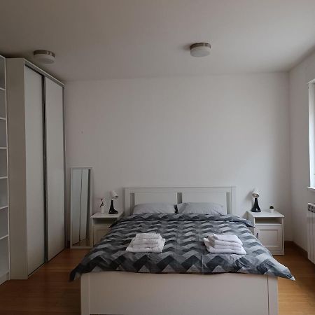 White Apartment เบลเกรด ภายนอก รูปภาพ