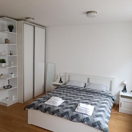 White Apartment เบลเกรด ภายนอก รูปภาพ