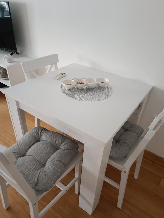 White Apartment เบลเกรด ภายนอก รูปภาพ